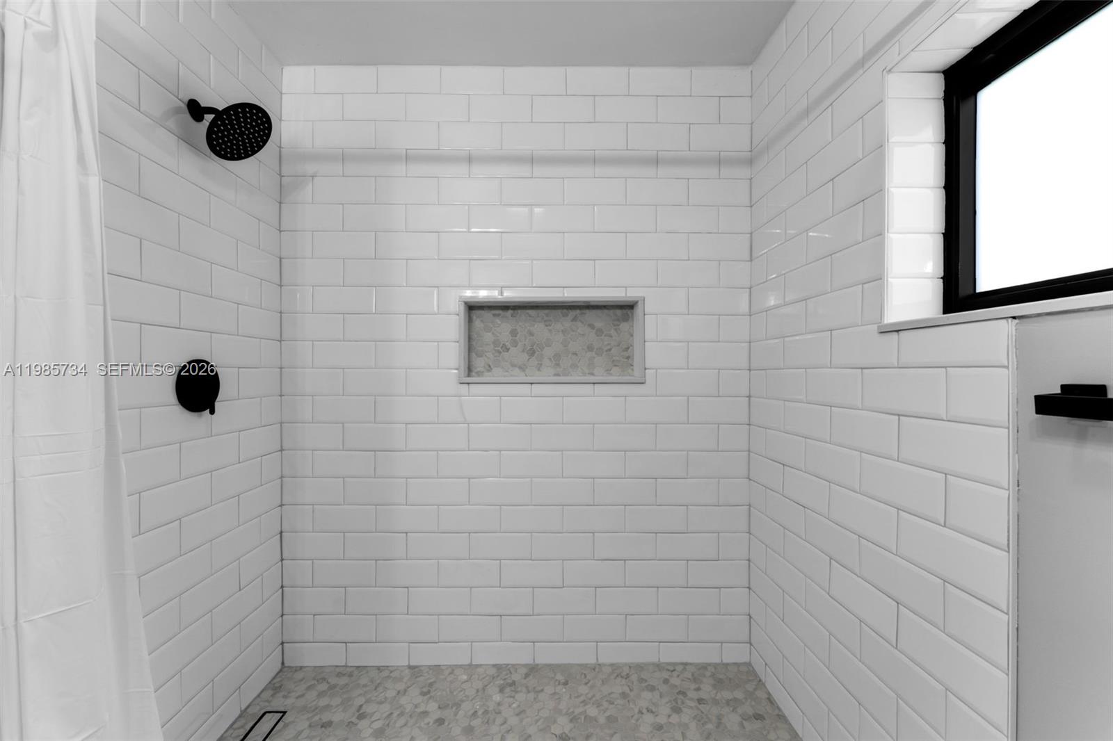 BEL AIRE SEC 13 - Residential Lease