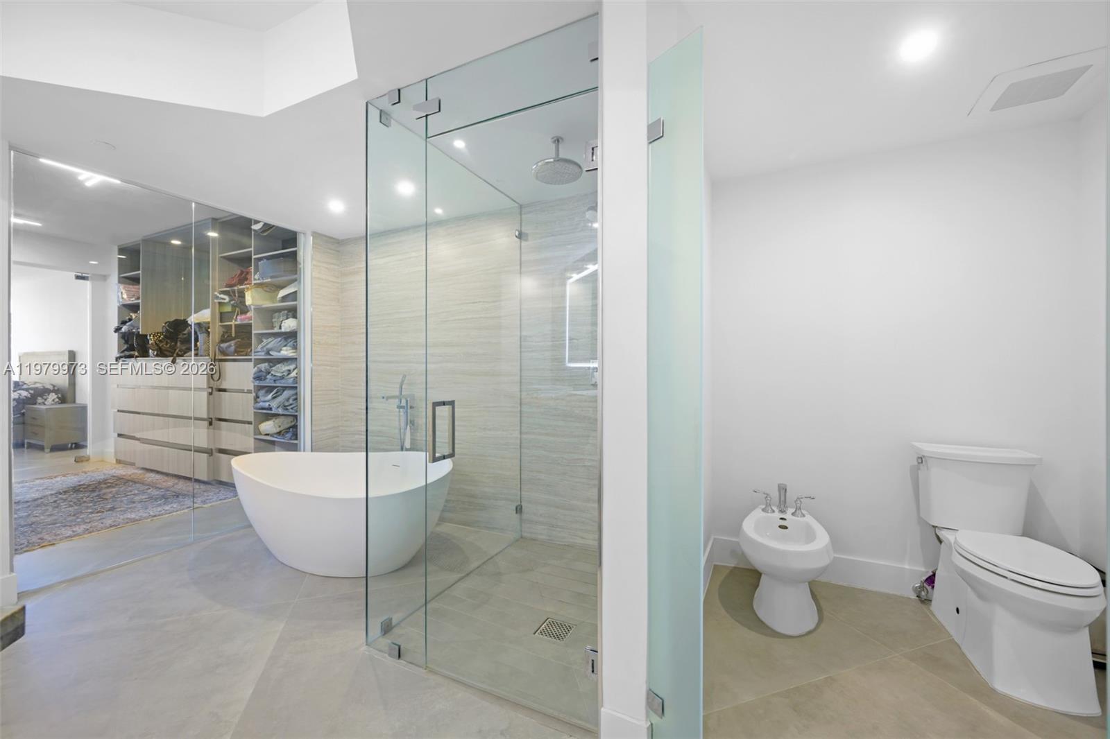 ONE ISLAND PLACE CONDO II - Residential Lease