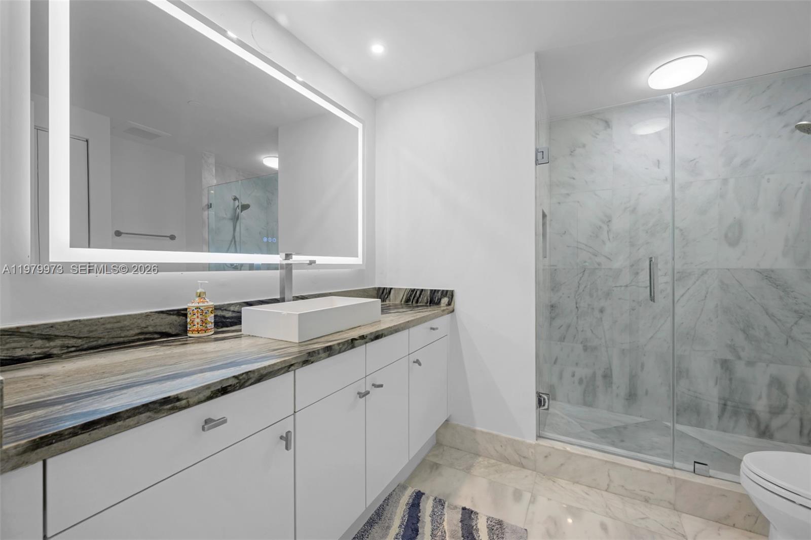 ONE ISLAND PLACE CONDO II - Residential Lease