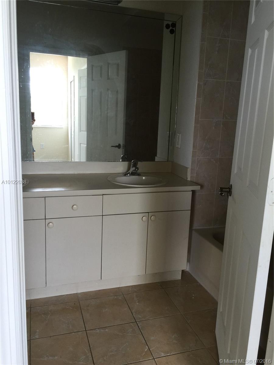 Riverside At Bisc Nationa - Residential Lease