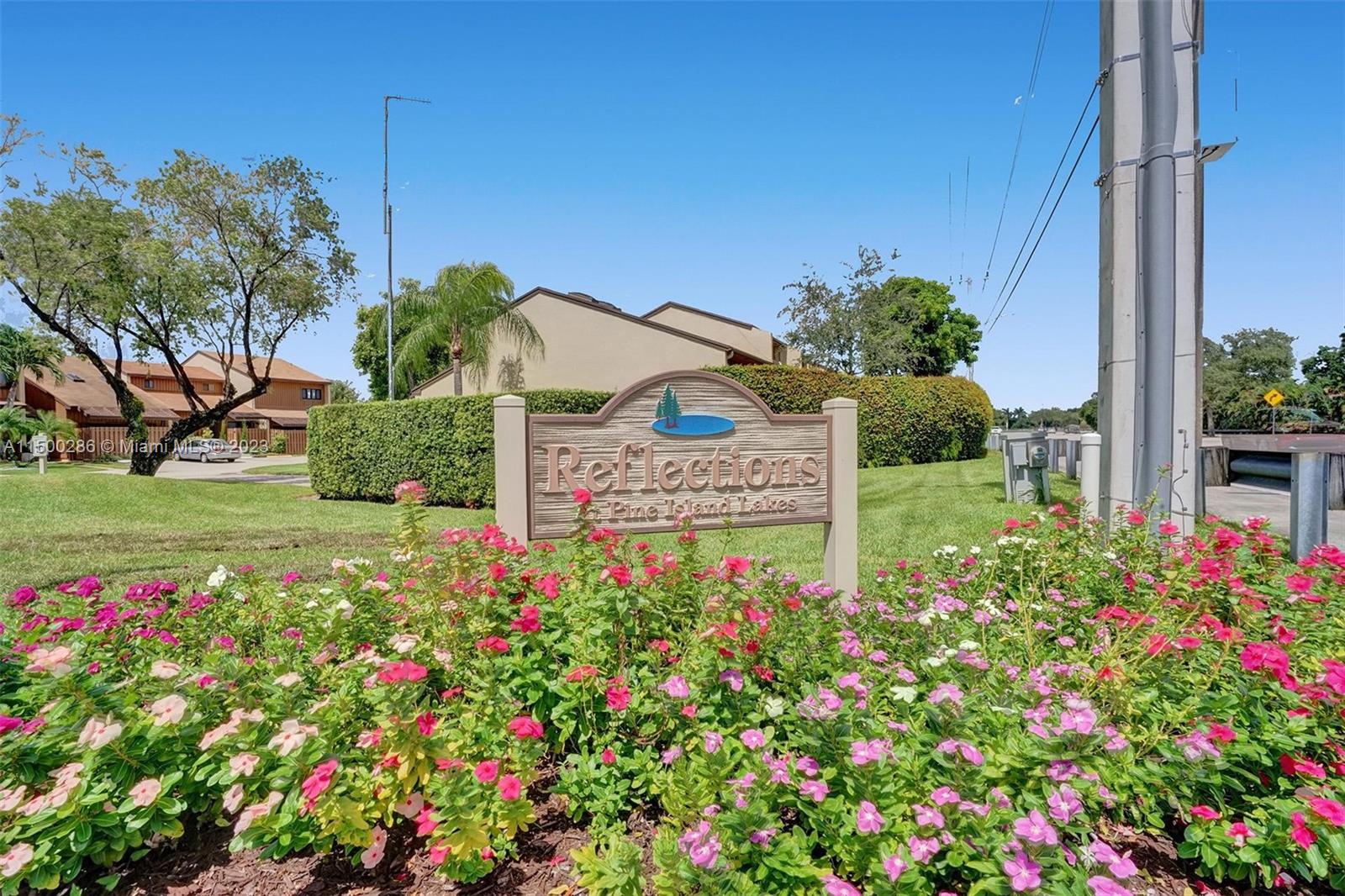 PINE ISLAND LAKES TOWNHOM - Residential Lease