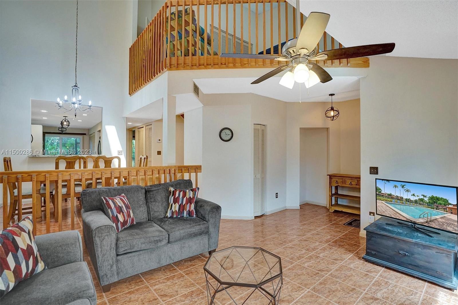 PINE ISLAND LAKES TOWNHOM - Residential Lease