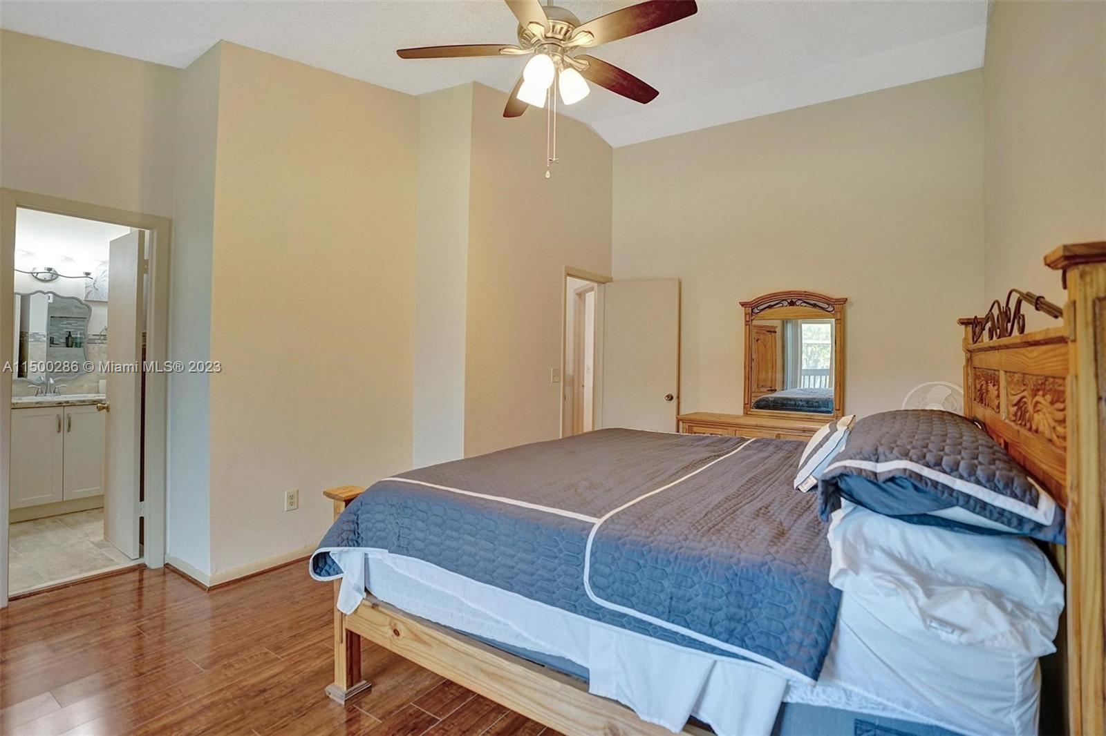 PINE ISLAND LAKES TOWNHOM - Residential Lease