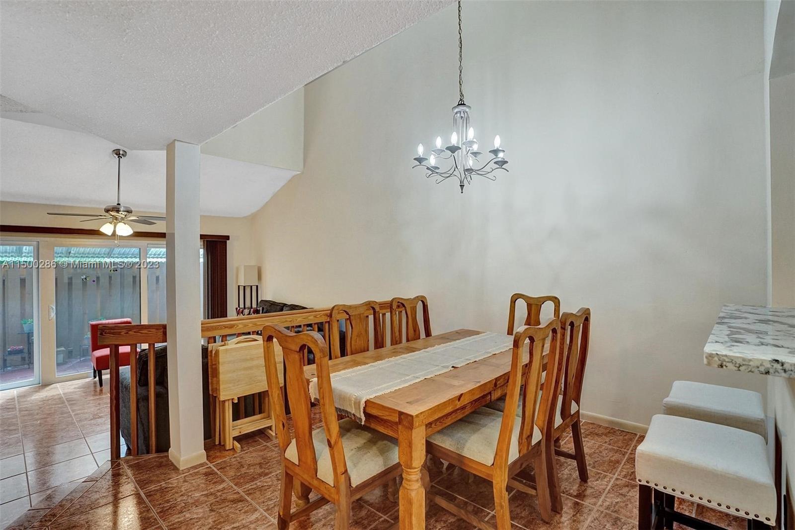 PINE ISLAND LAKES TOWNHOM - Residential Lease
