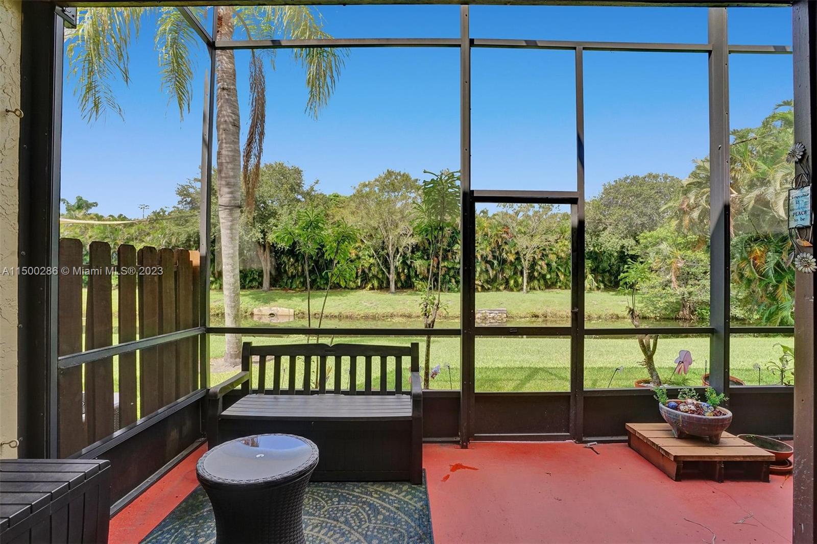 PINE ISLAND LAKES TOWNHOM - Residential Lease
