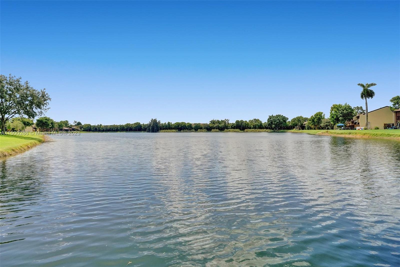 PINE ISLAND LAKES TOWNHOM - Residential Lease