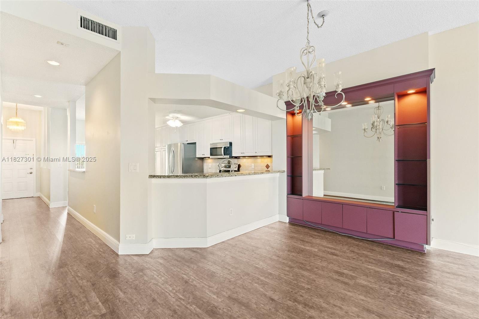 GRANVILLE CONDOMINIUM G - Residential