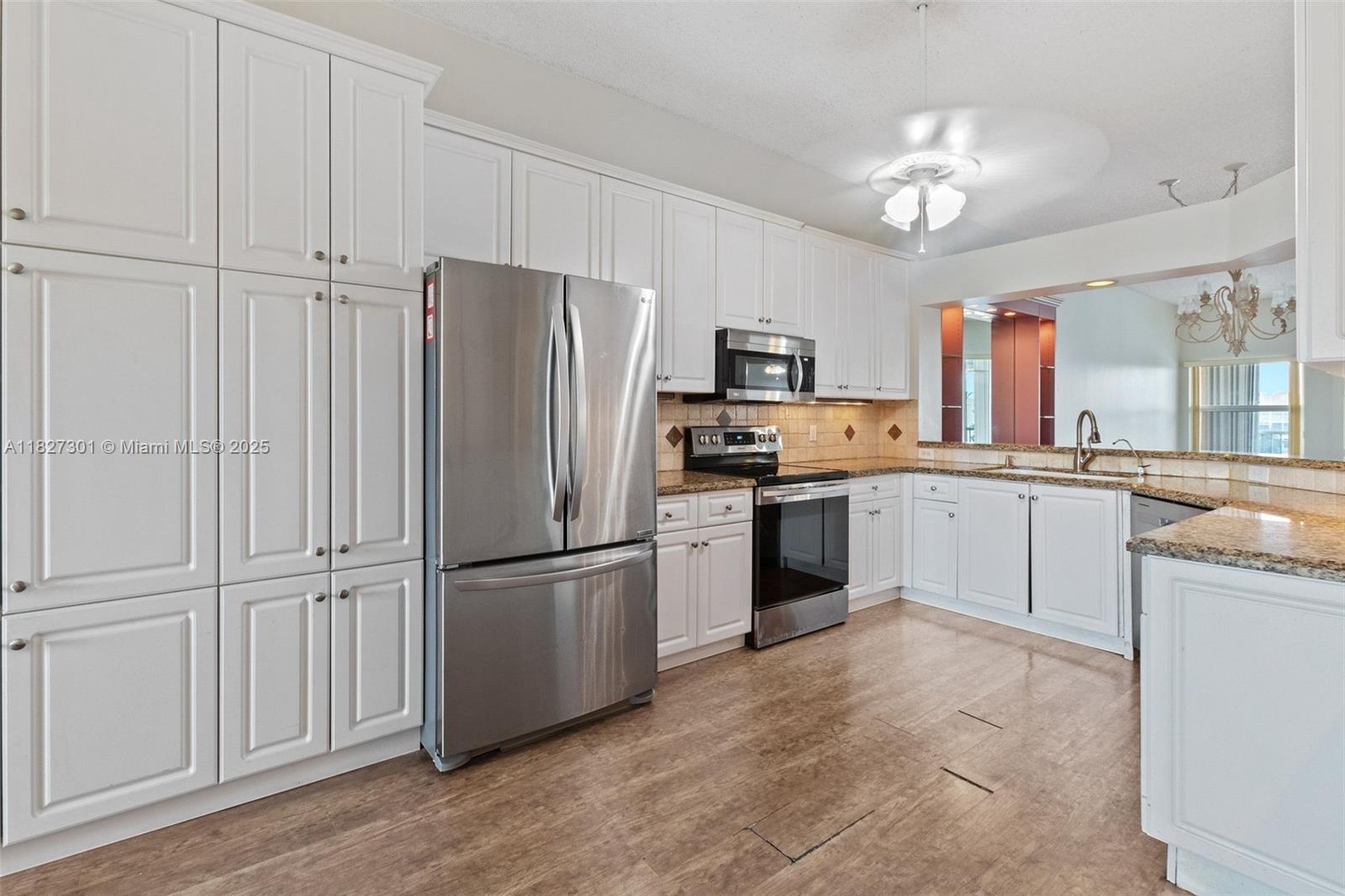 GRANVILLE CONDOMINIUM G - Residential