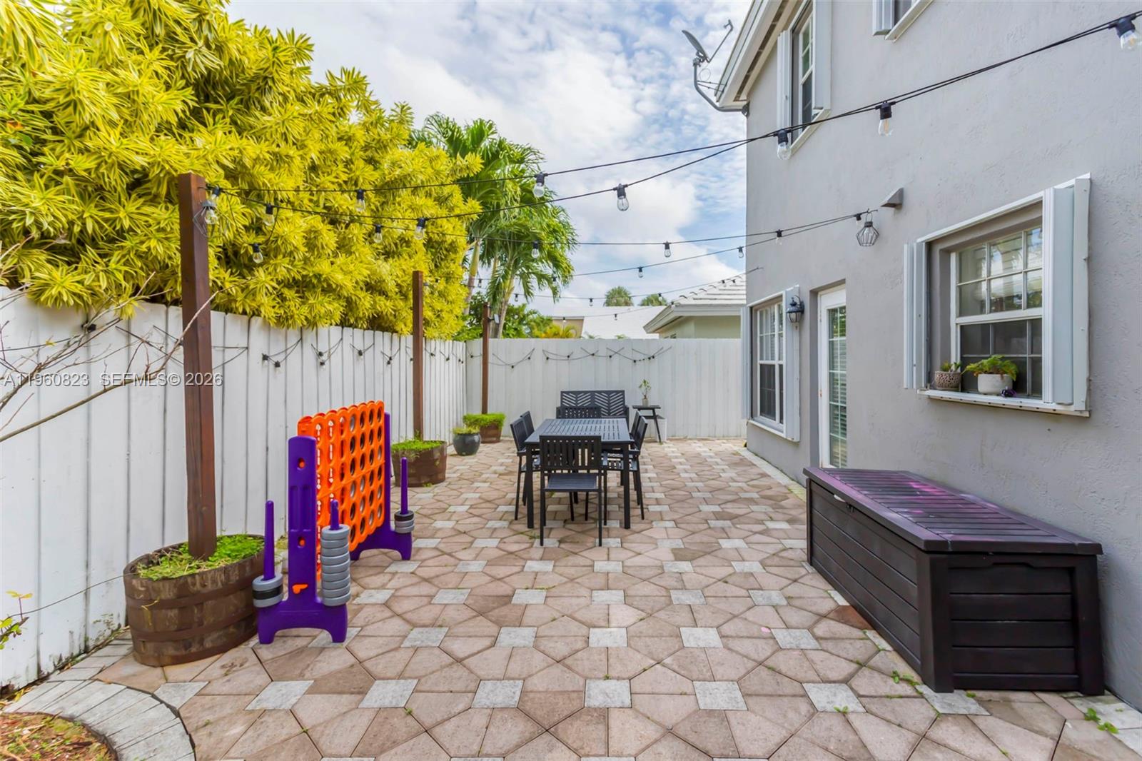 CORAL CREEK - Residential