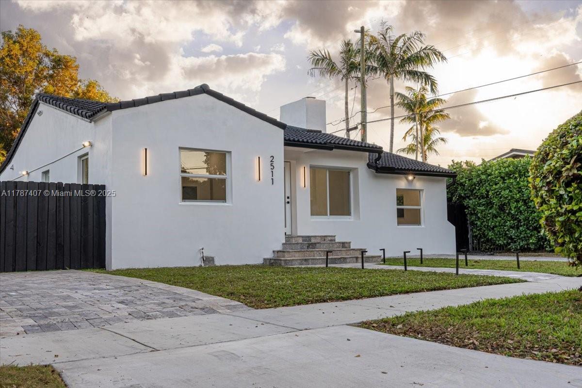 2511 SW 7th Ave