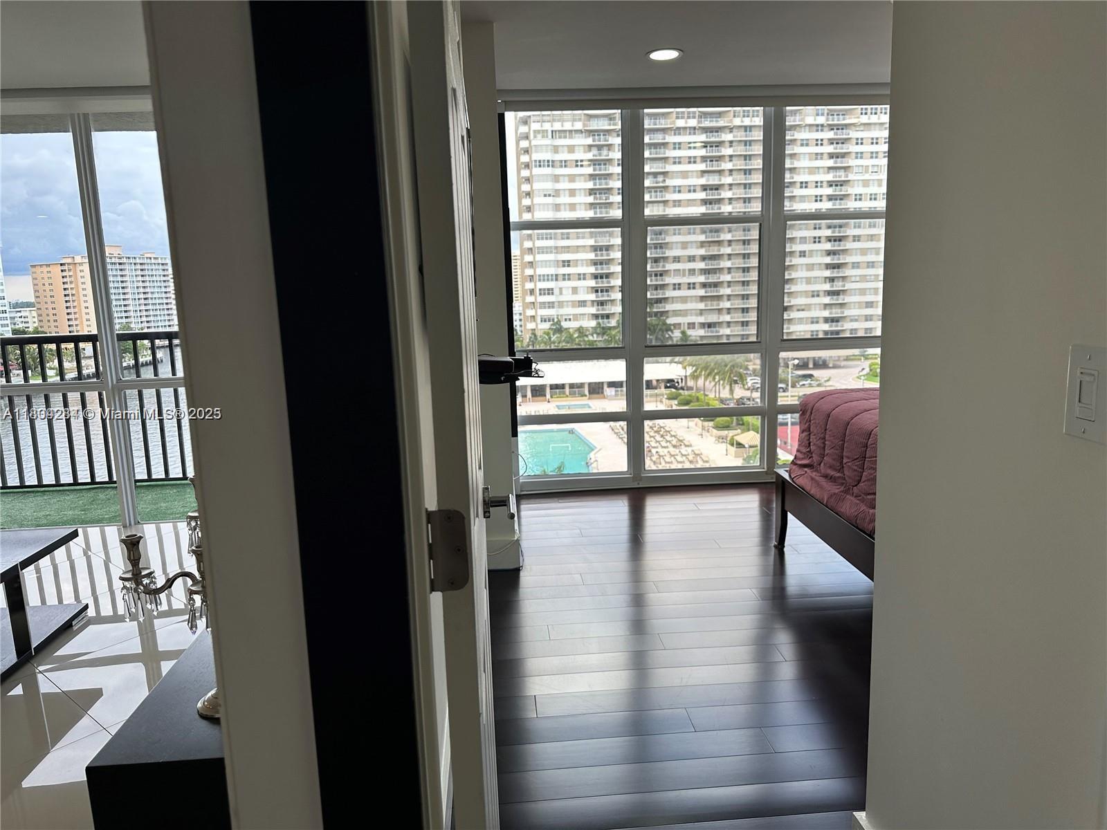 AVANT GARDE CONDO - Residential Lease