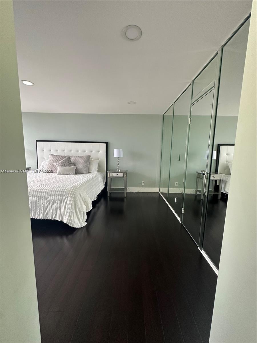 AVANT GARDE CONDO - Residential Lease