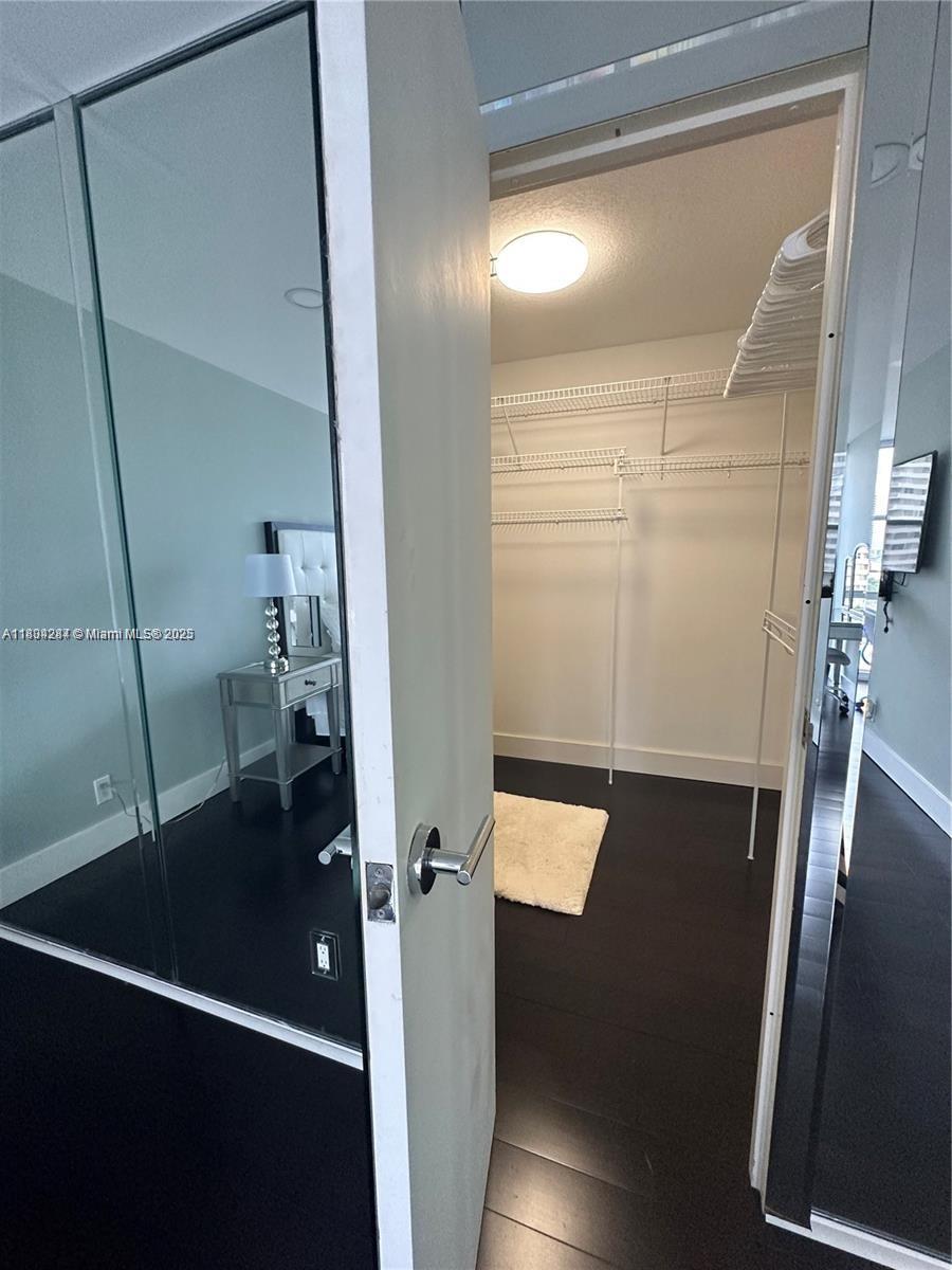 AVANT GARDE CONDO - Residential Lease