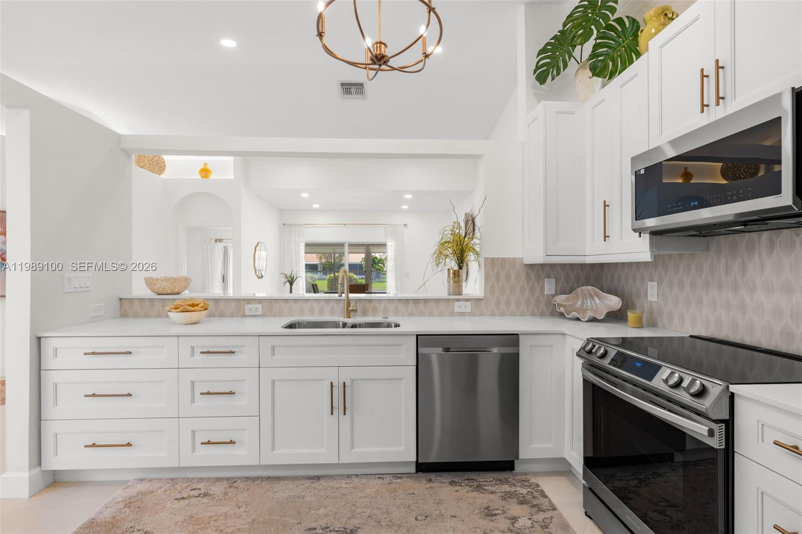 FLORAL LAKES 1 - Residential