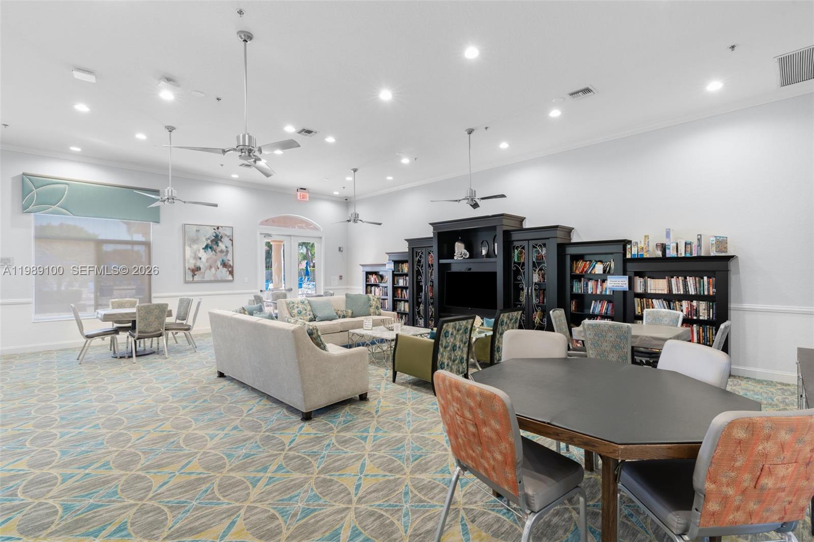 FLORAL LAKES 1 - Residential