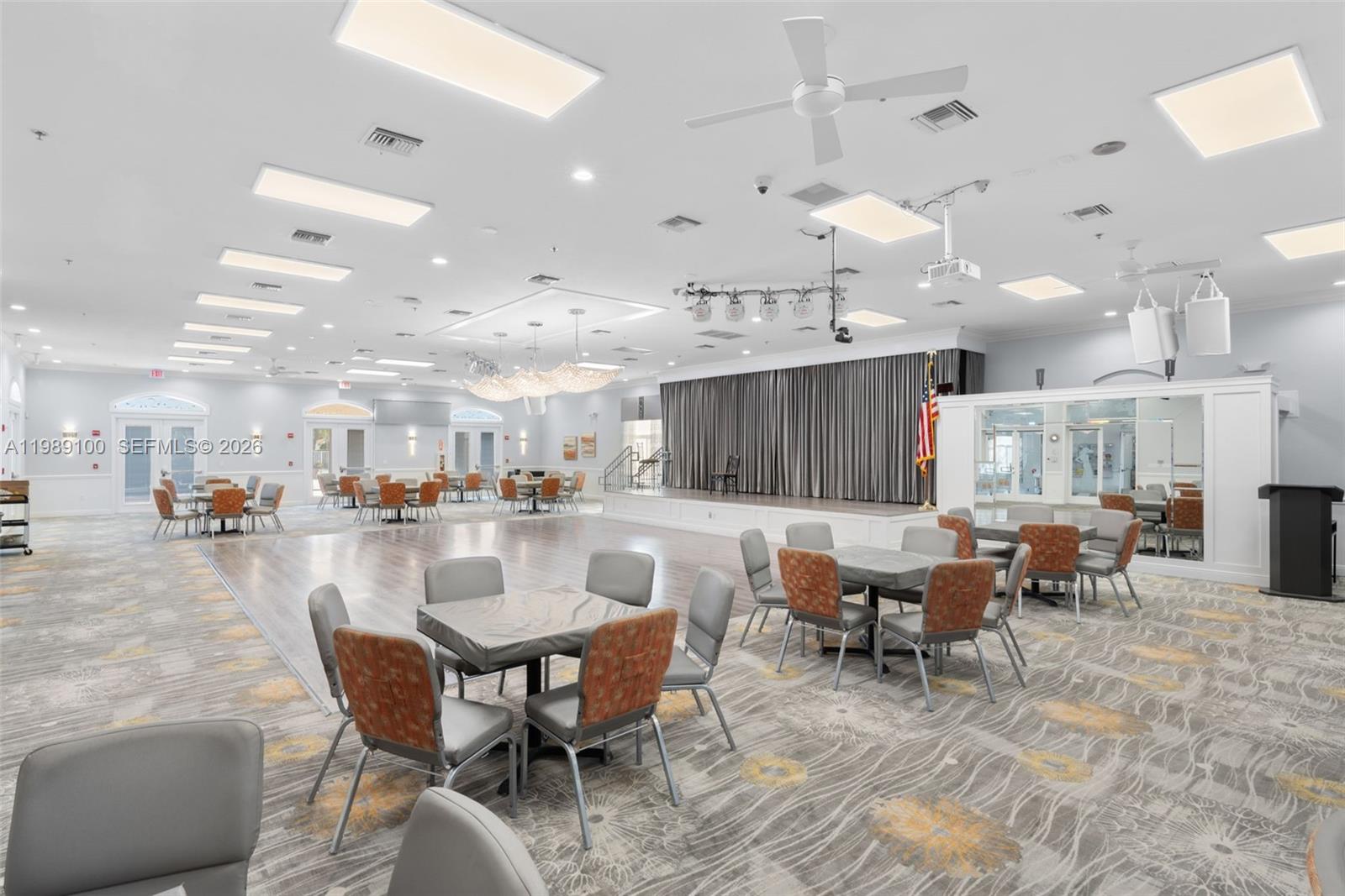 FLORAL LAKES 1 - Residential