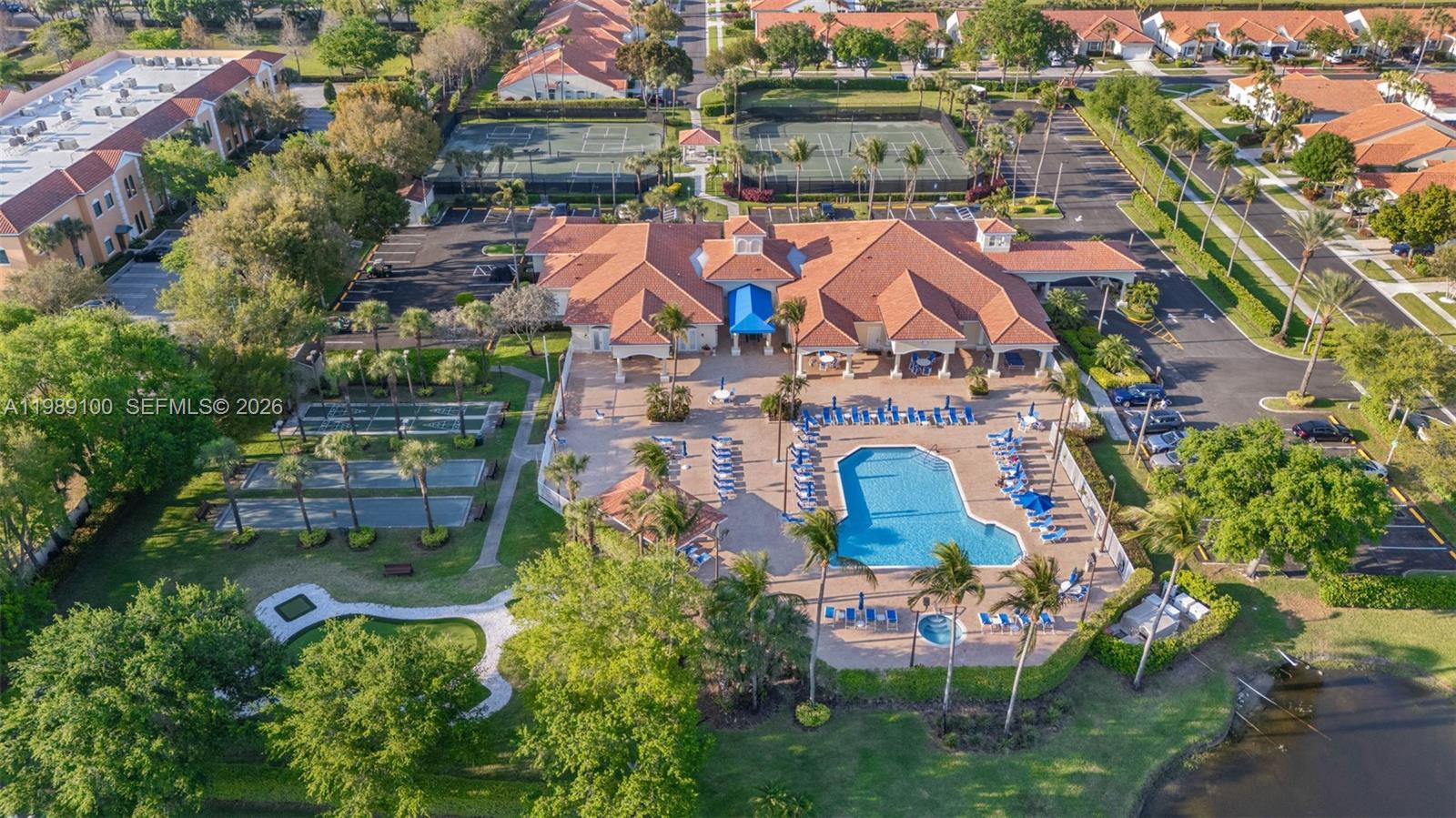 FLORAL LAKES 1 - Residential