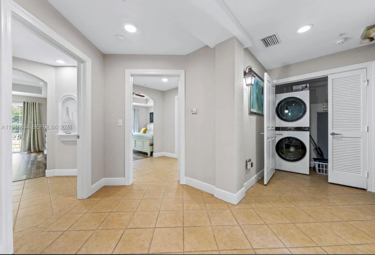 Seven Eagles Condo - Residential