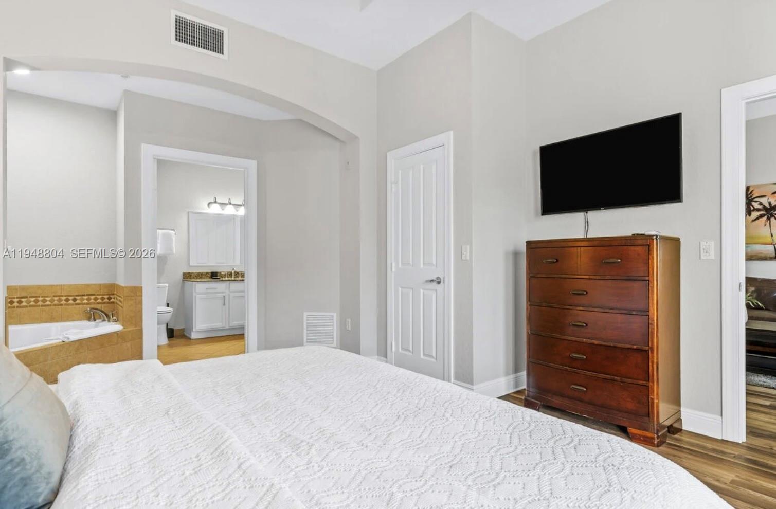 Seven Eagles Condo - Residential