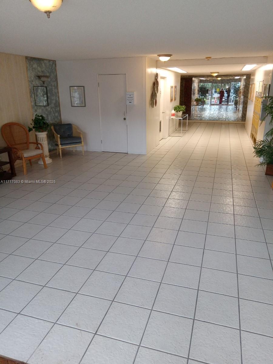 CASTLE APARTMENTS 3 CONDO - Residential