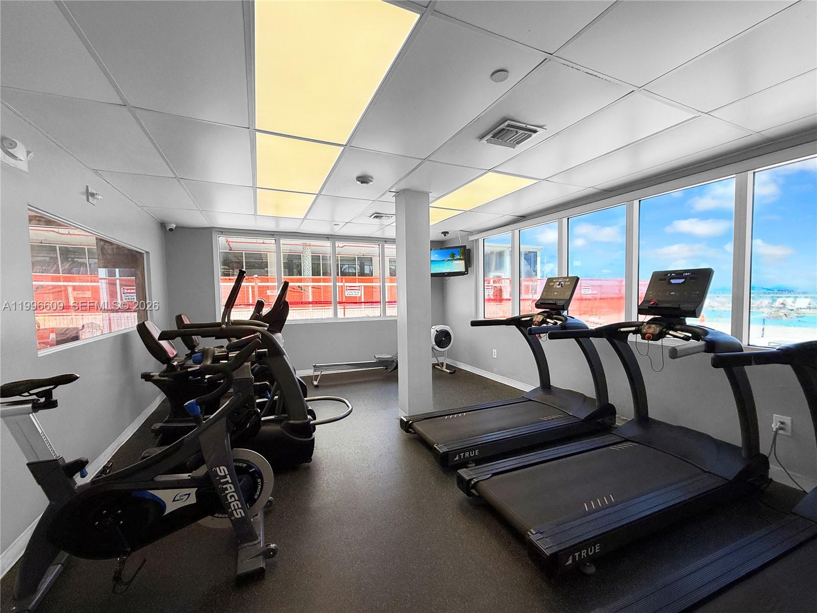 THE AVENTURA BEACH CLUB C - Residential