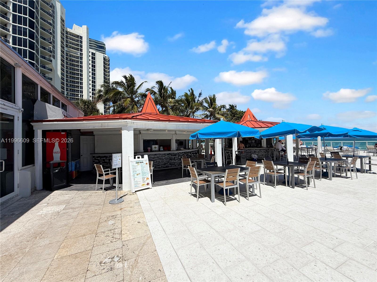 THE AVENTURA BEACH CLUB C - Residential