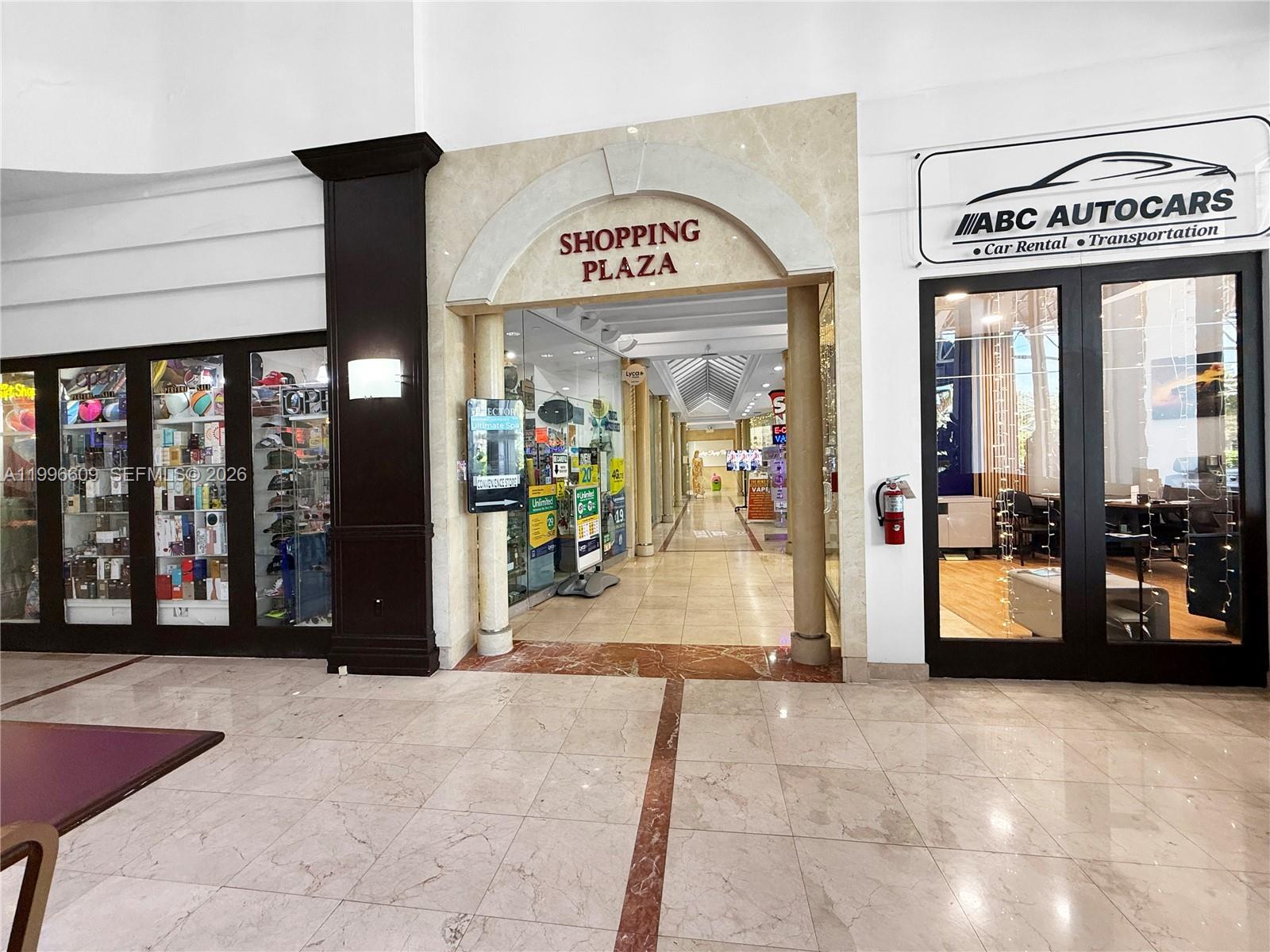 THE AVENTURA BEACH CLUB C - Residential