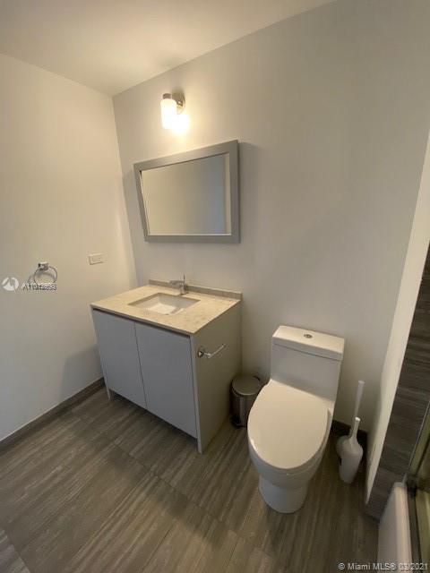 1010 BRICKELL CONDO - Residential Lease