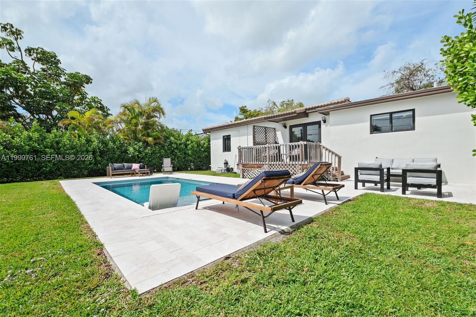 GOLF COURSE ADDN HIA - Residential