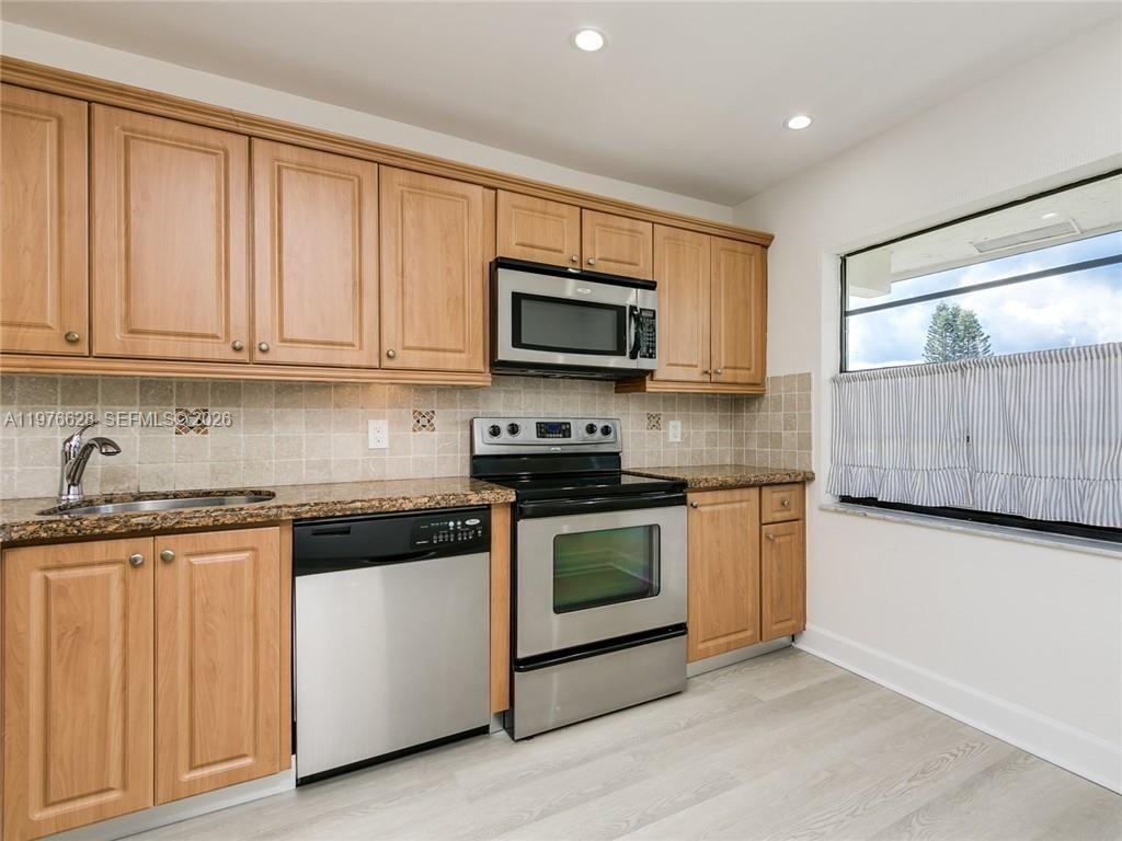 CYPRESSES OF BOCA LAGO CO - Residential