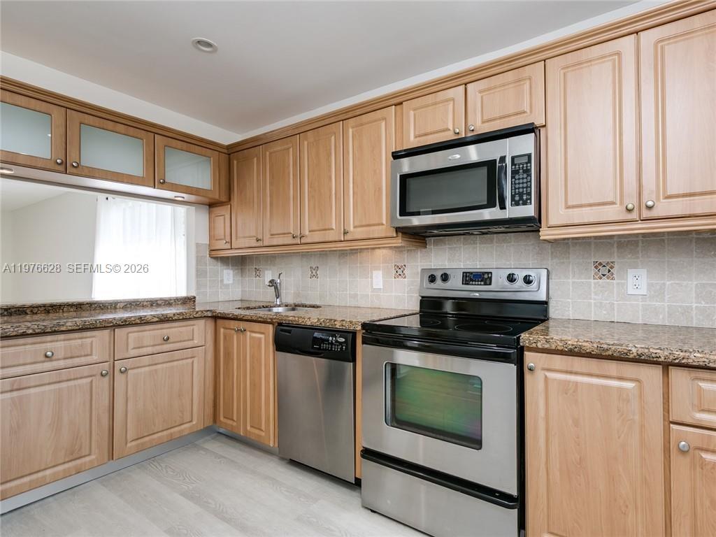 CYPRESSES OF BOCA LAGO CO - Residential