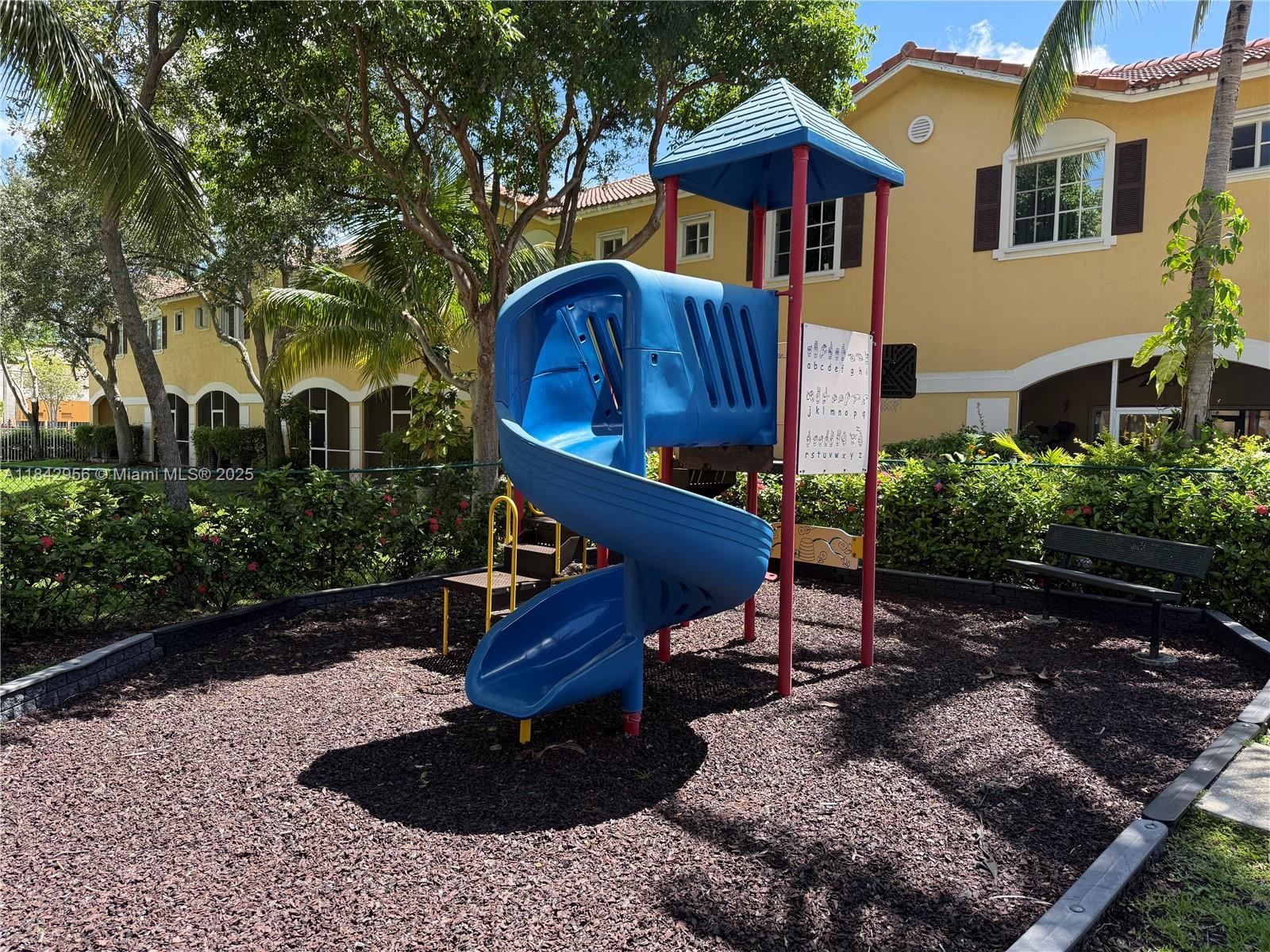 MEDITERANIA - Residential Lease
