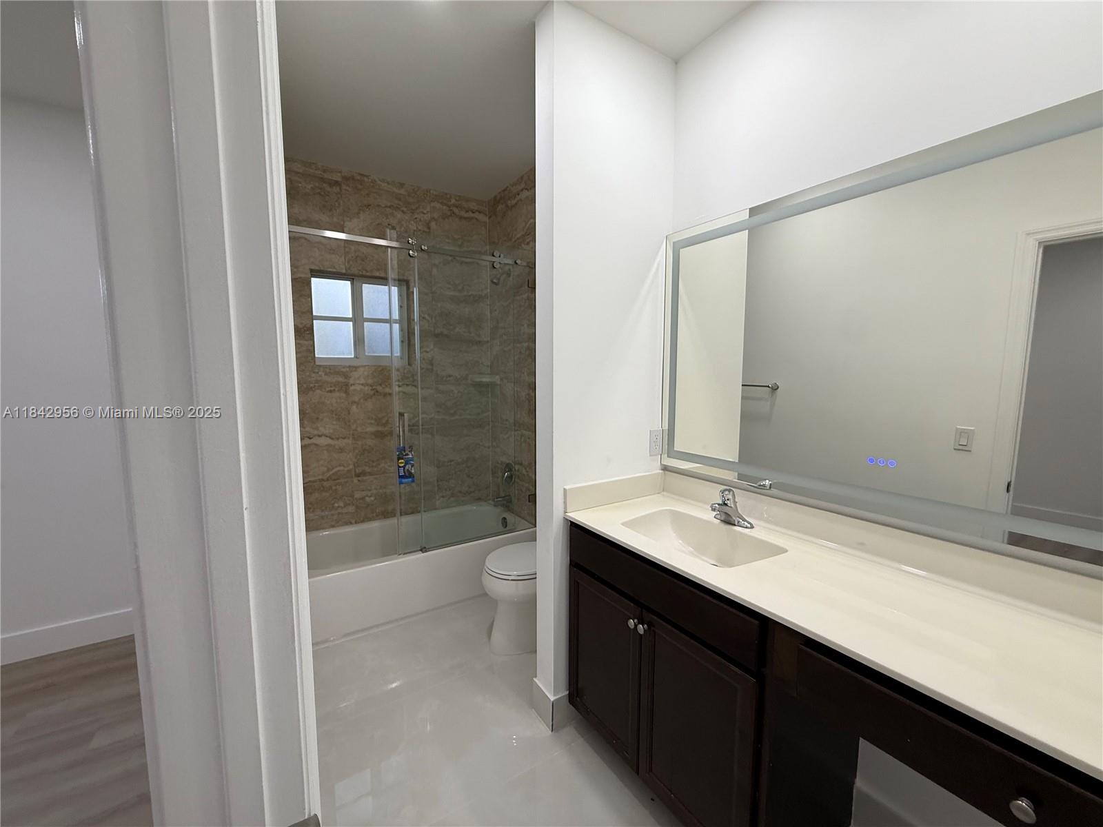 MEDITERANIA - Residential Lease