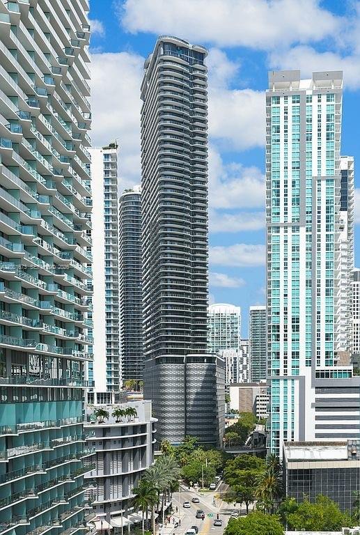 BRICKELL FLATIRON CONDO - Residential