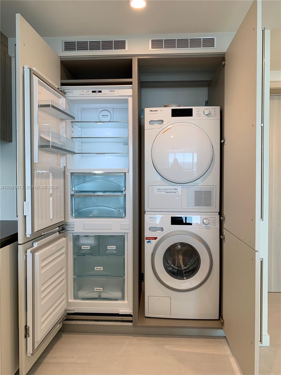 BRICKELL FLATIRON CONDO - Residential