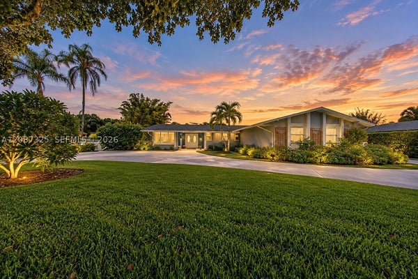 4391 SW 77TH AVE, DAVIE, FL 33328 - Image 840dabb1bce2a010bfa7b70618f4548b/851689540