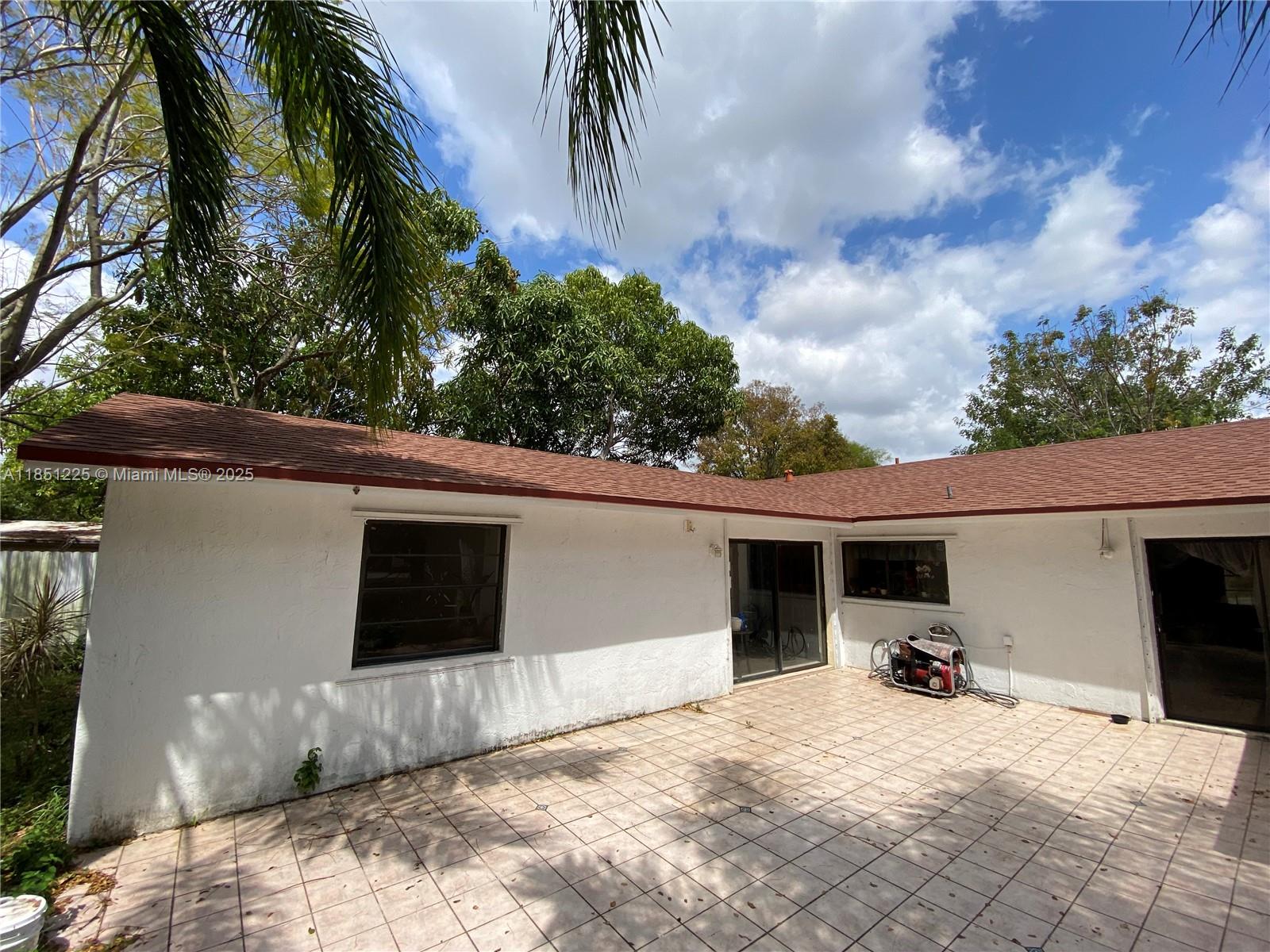 WESTWIND LAKES SEC 2 - Residential