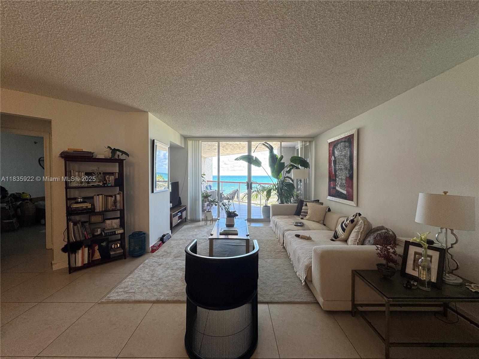 6767 Collins Ave 604
