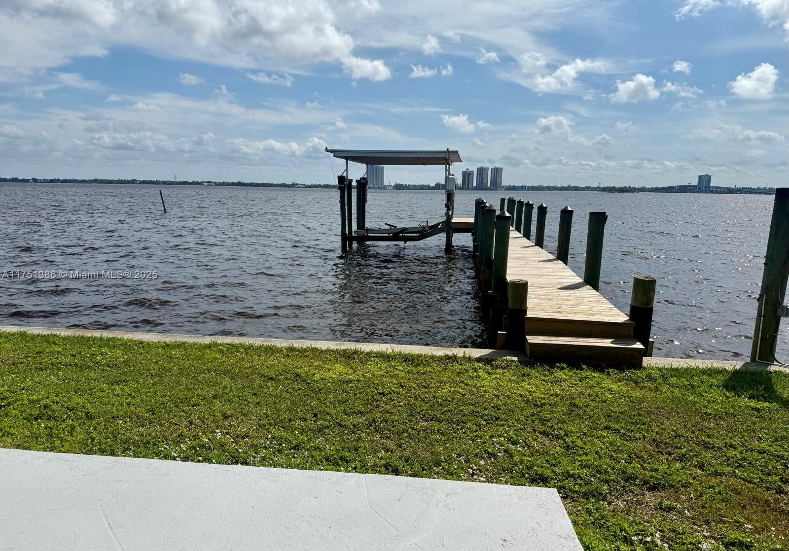 HARBOR ESTATES FIRST ADD - Residential