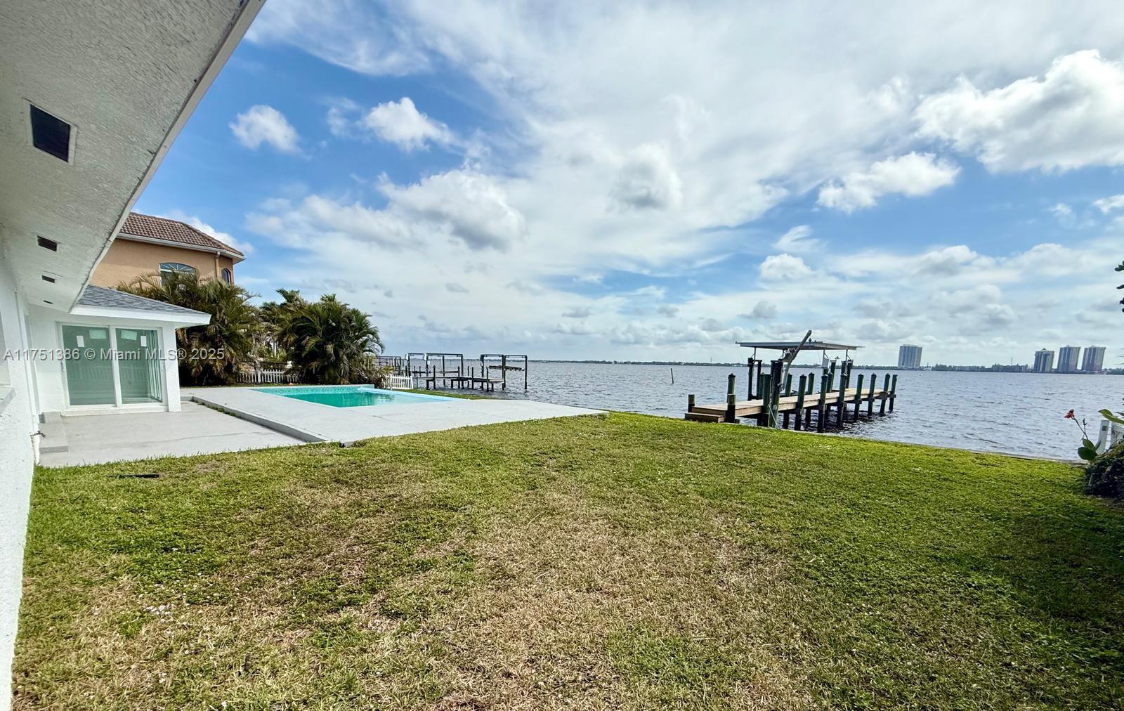 HARBOR ESTATES FIRST ADD - Residential