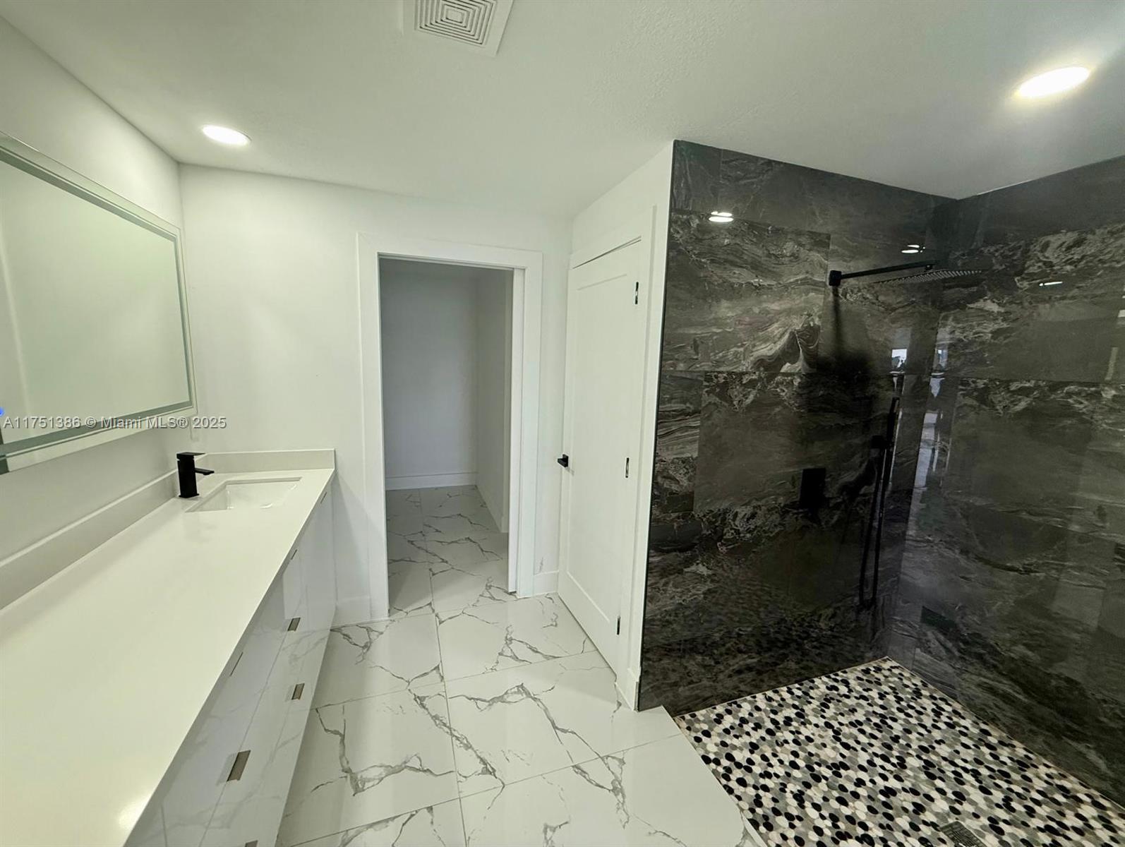 HARBOR ESTATES FIRST ADD - Residential