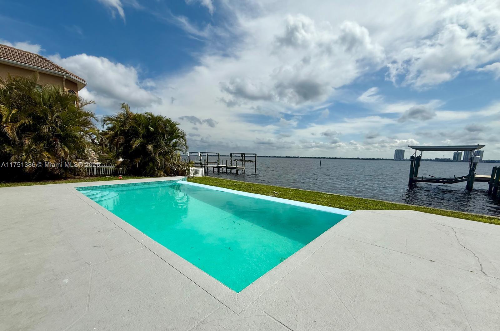 HARBOR ESTATES FIRST ADD - Residential