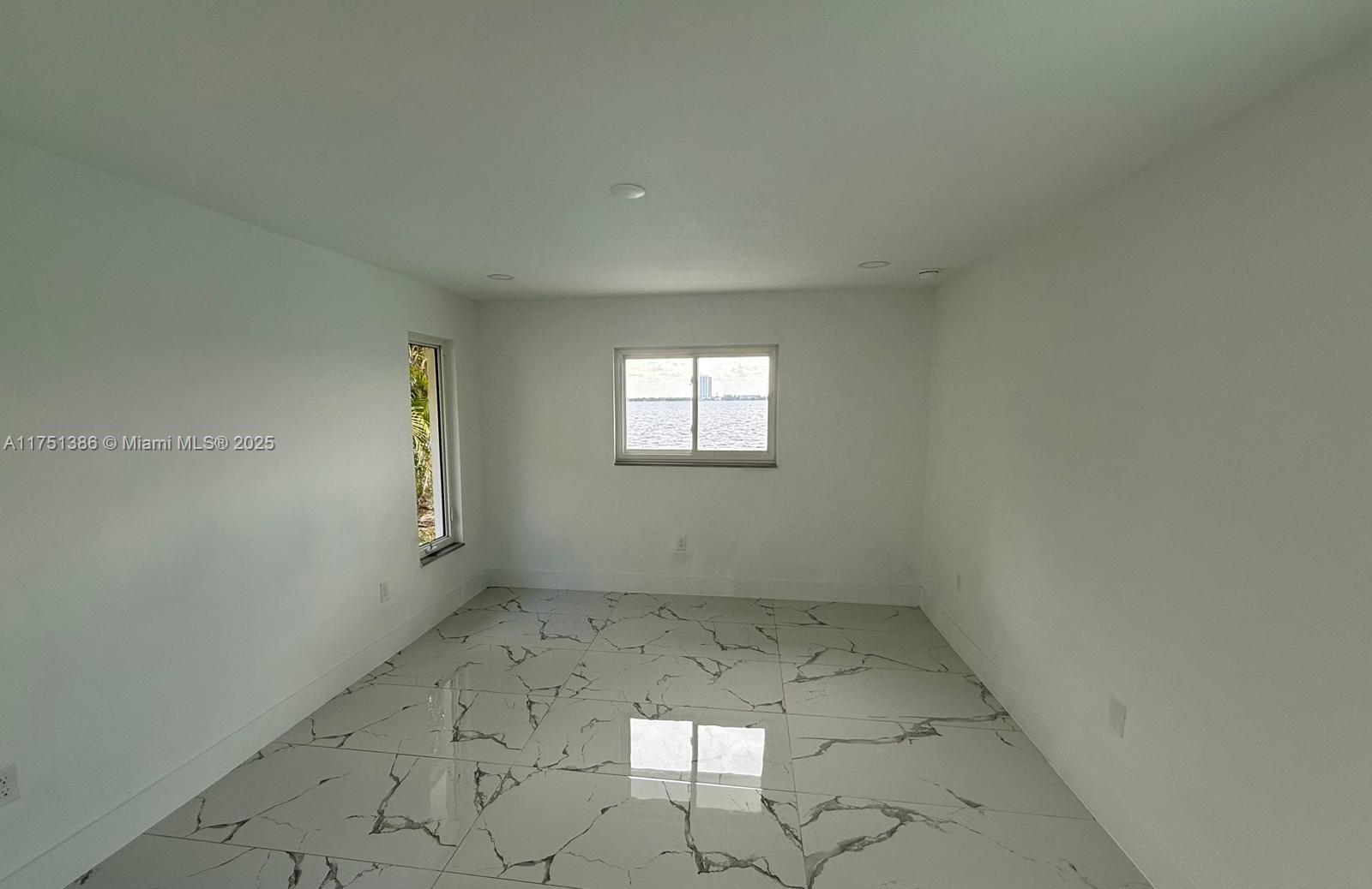 HARBOR ESTATES FIRST ADD - Residential