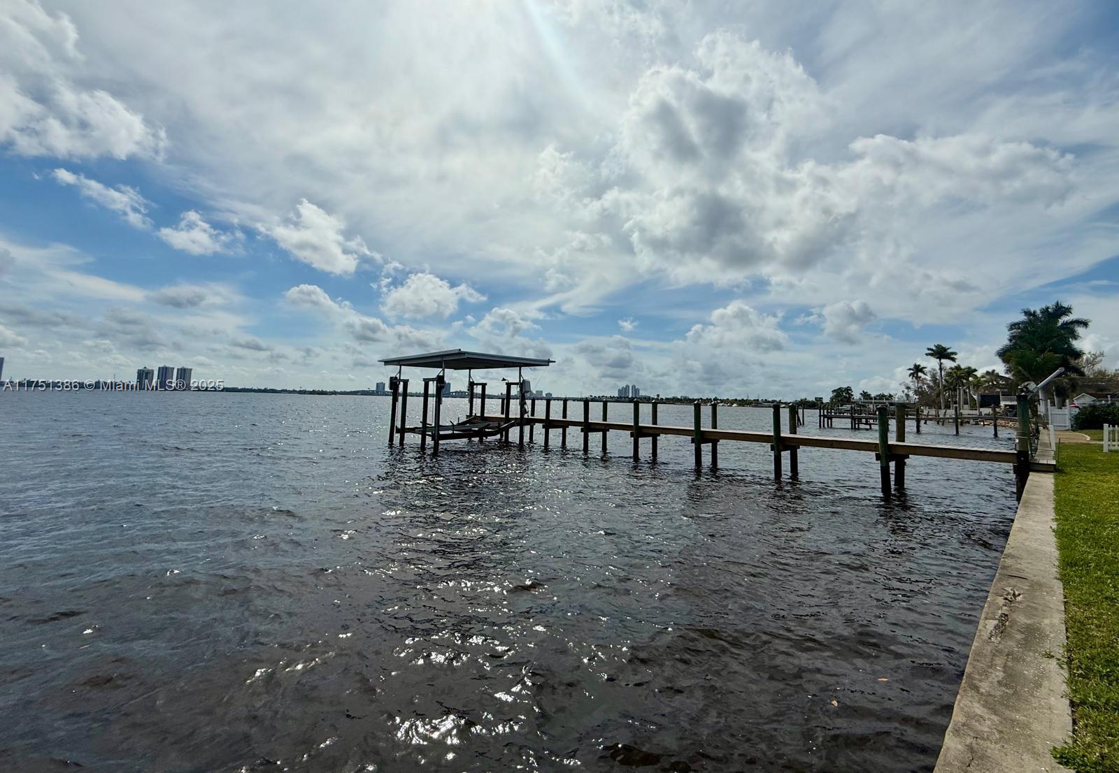 HARBOR ESTATES FIRST ADD - Residential