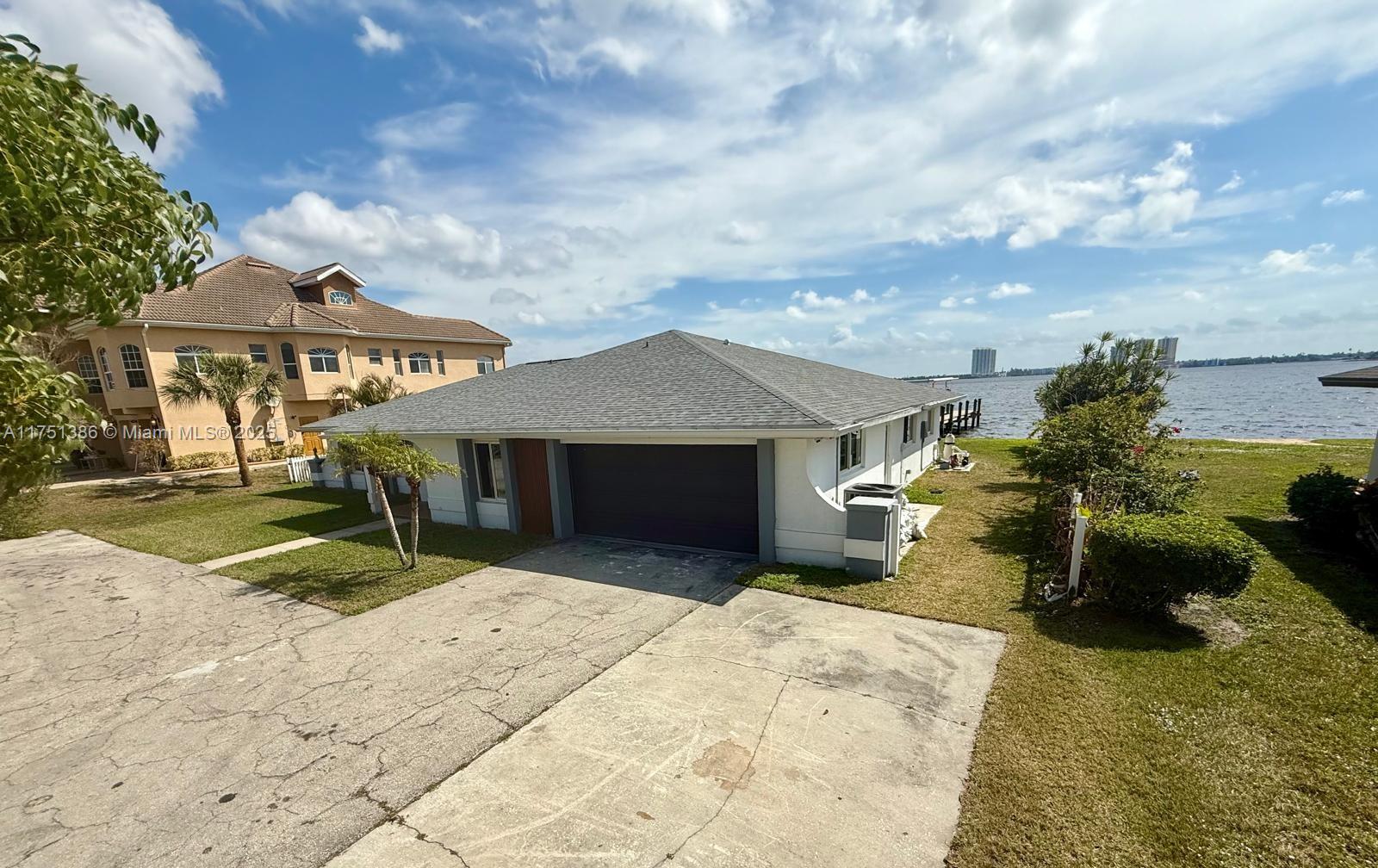 HARBOR ESTATES FIRST ADD - Residential