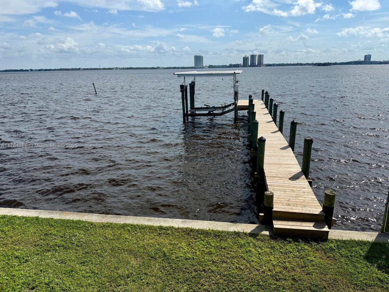 HARBOR ESTATES FIRST ADD - Residential