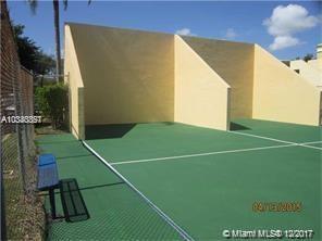 THE BEACH CLUB FONTAINEBL - Residential