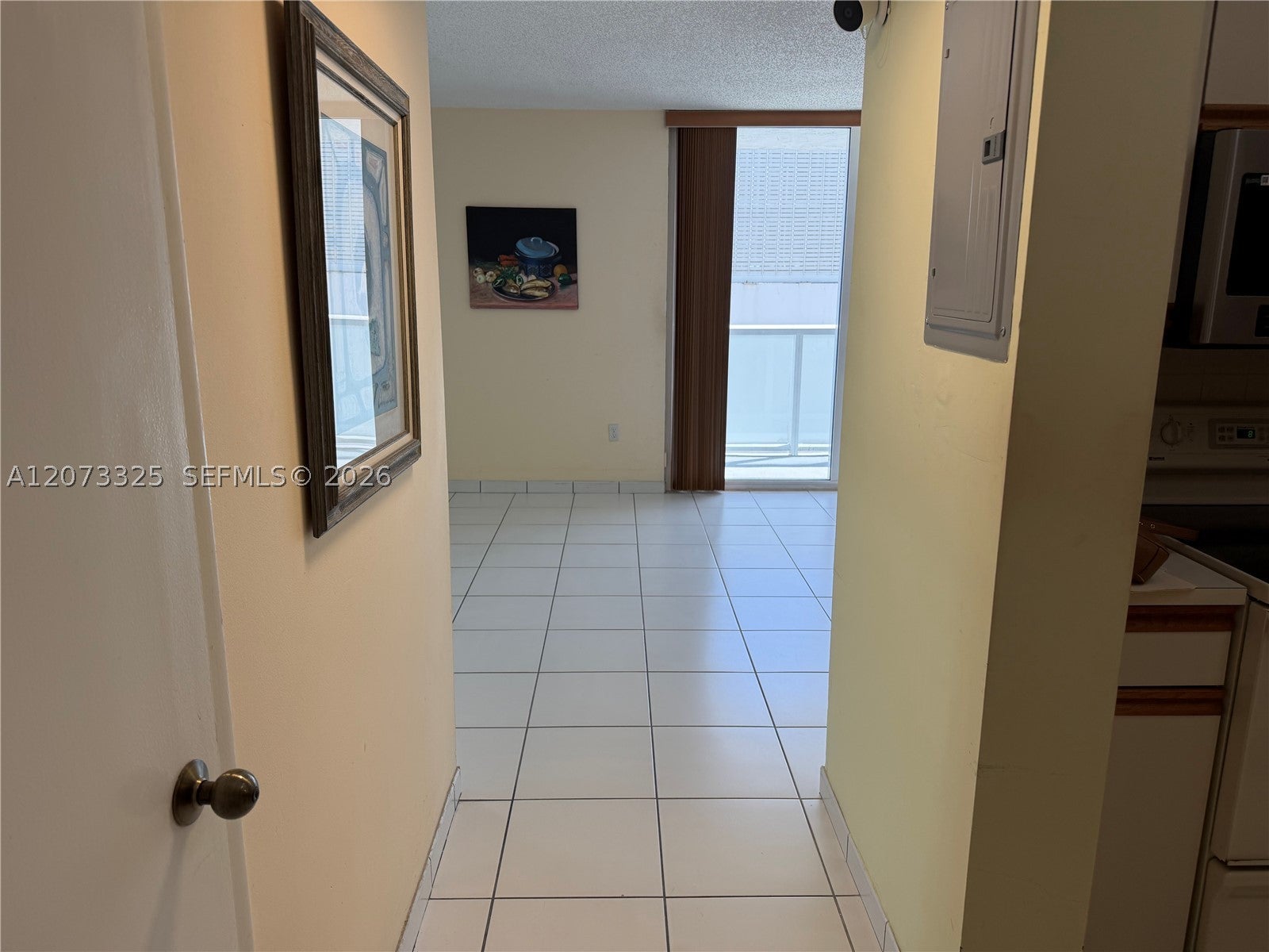2457 Collins Ave 1405