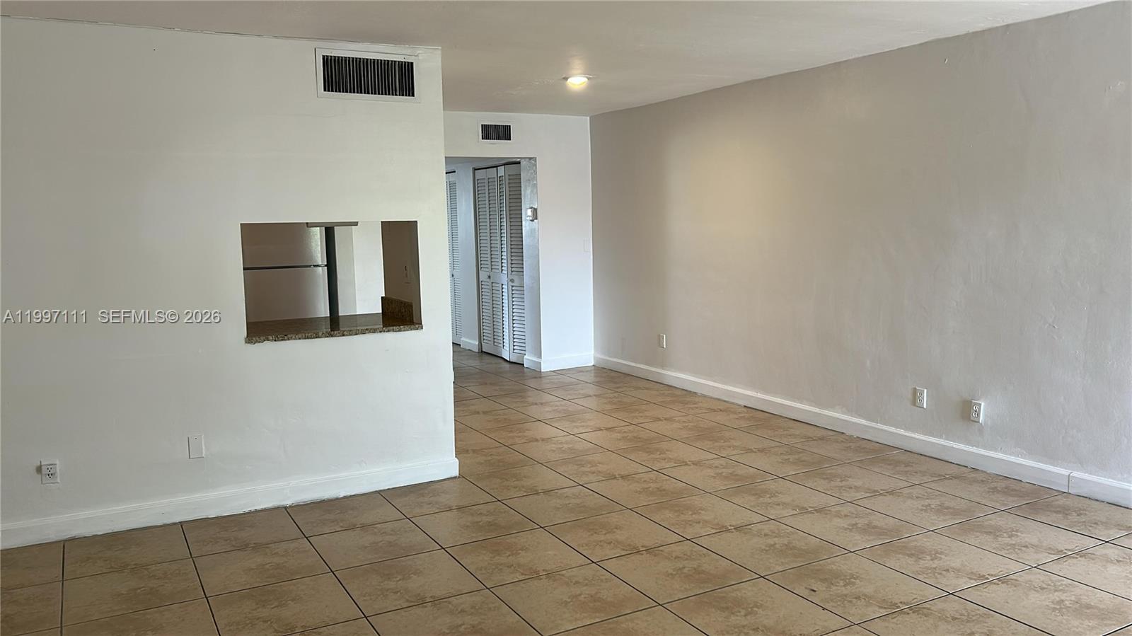 SUTTON HOUSE CONDO - Residential Lease