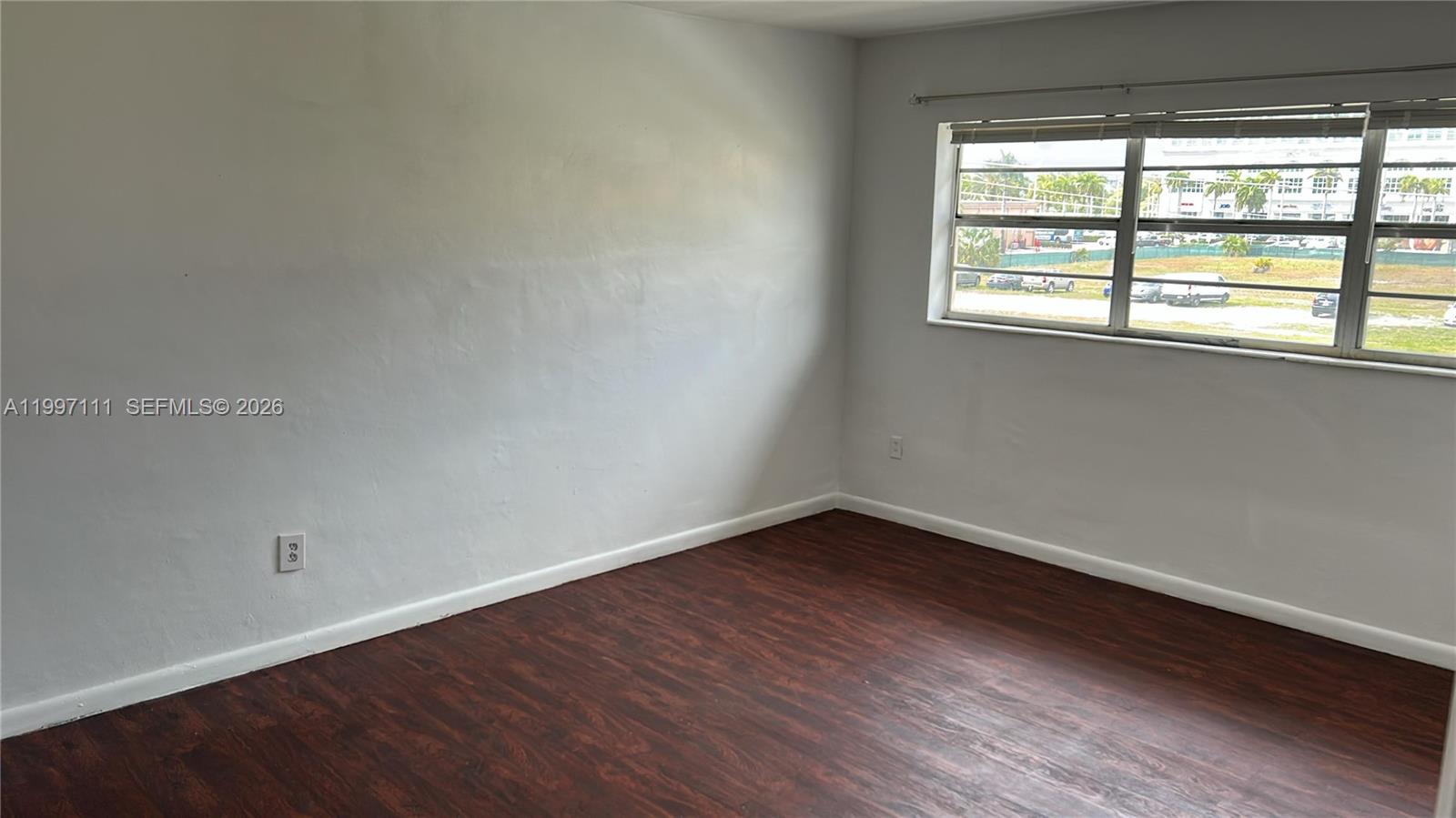 SUTTON HOUSE CONDO - Residential Lease